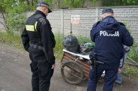 policjant i strażnik miejski