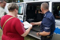 policjanci na festynie