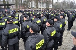 policjanci podczas ślubowania