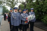 złożenie kwiatów i hołdu poległym