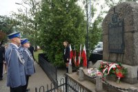 złożenie kwiatów i hołdu poległym
