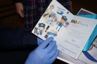 otrzymana kartka świąteczna z życzeniami dla policjantów