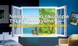 na zdjęciu plakat otwarte okno i napis niespodzianki na urlopie tylko pozytywne