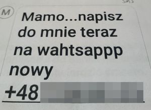 na zdjęciu otrzymany sms