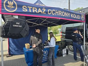 na zdjęciu stanowisko służby więziennej