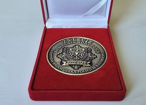 rewers odznaki z okazji 25-lecia Kompanii Honorowej KWP Katowice